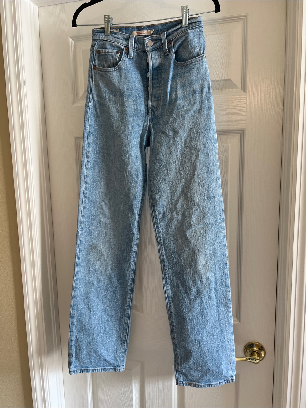 Levi's Light Wash Ribcage Straight Leg Women's High Rise Jeans, W24 L32